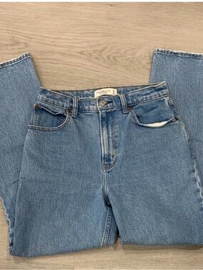 Abercrombie & Fitch Vintage Light Blue High-Rise Jeans